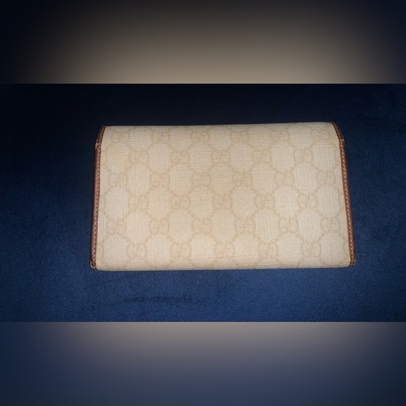 Gucci Wallet - Picture 2 of 6